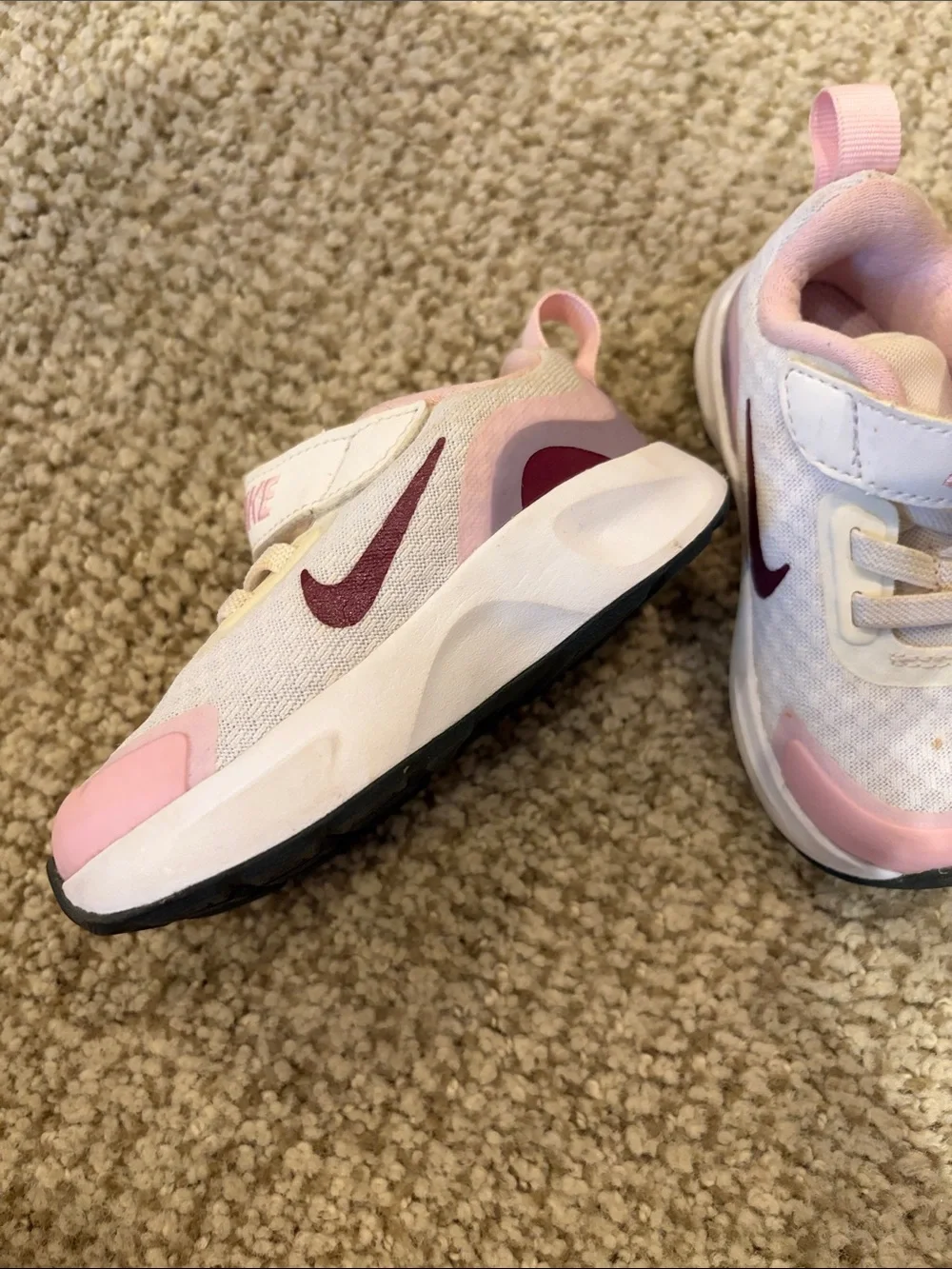 Nike Kids White and Pink Sneakers size 5C